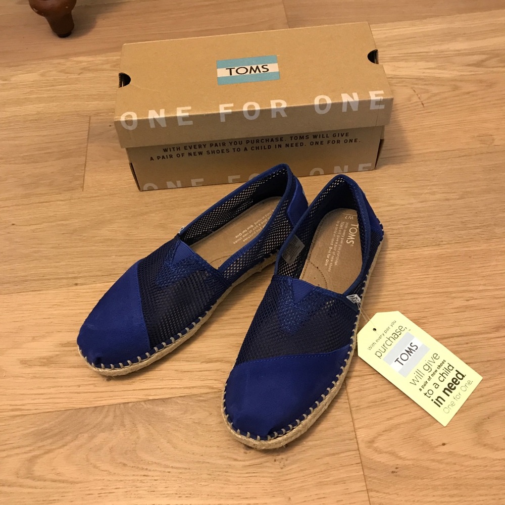 🌟NWT🌟 TOMS